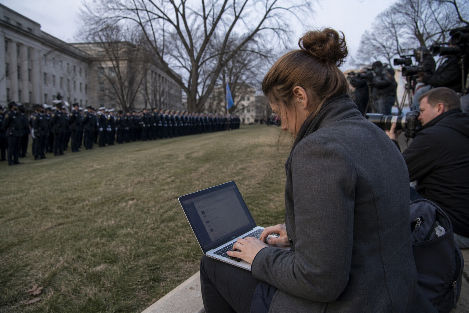 Media Assigns Live Blog To Ceremony Where The News Is That Nothing New Happened